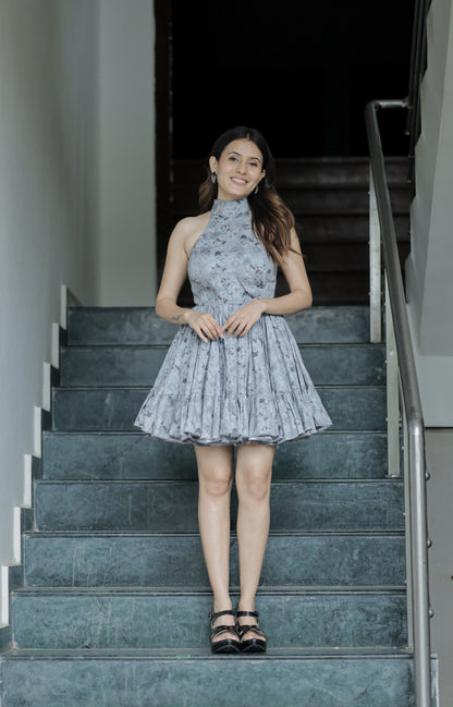 Turtle Color Halter Neck Backless Frock